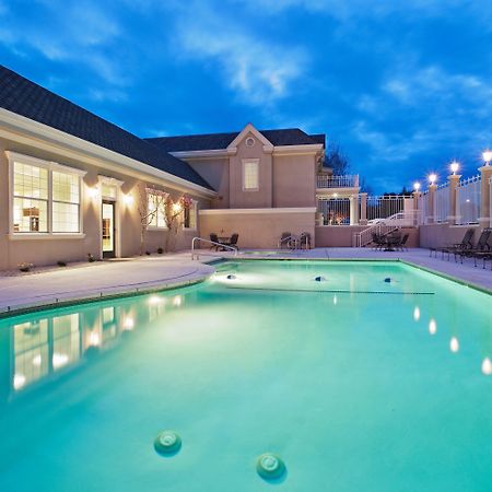 Holiday Inn Redding By Ihg Εξωτερικό φωτογραφία