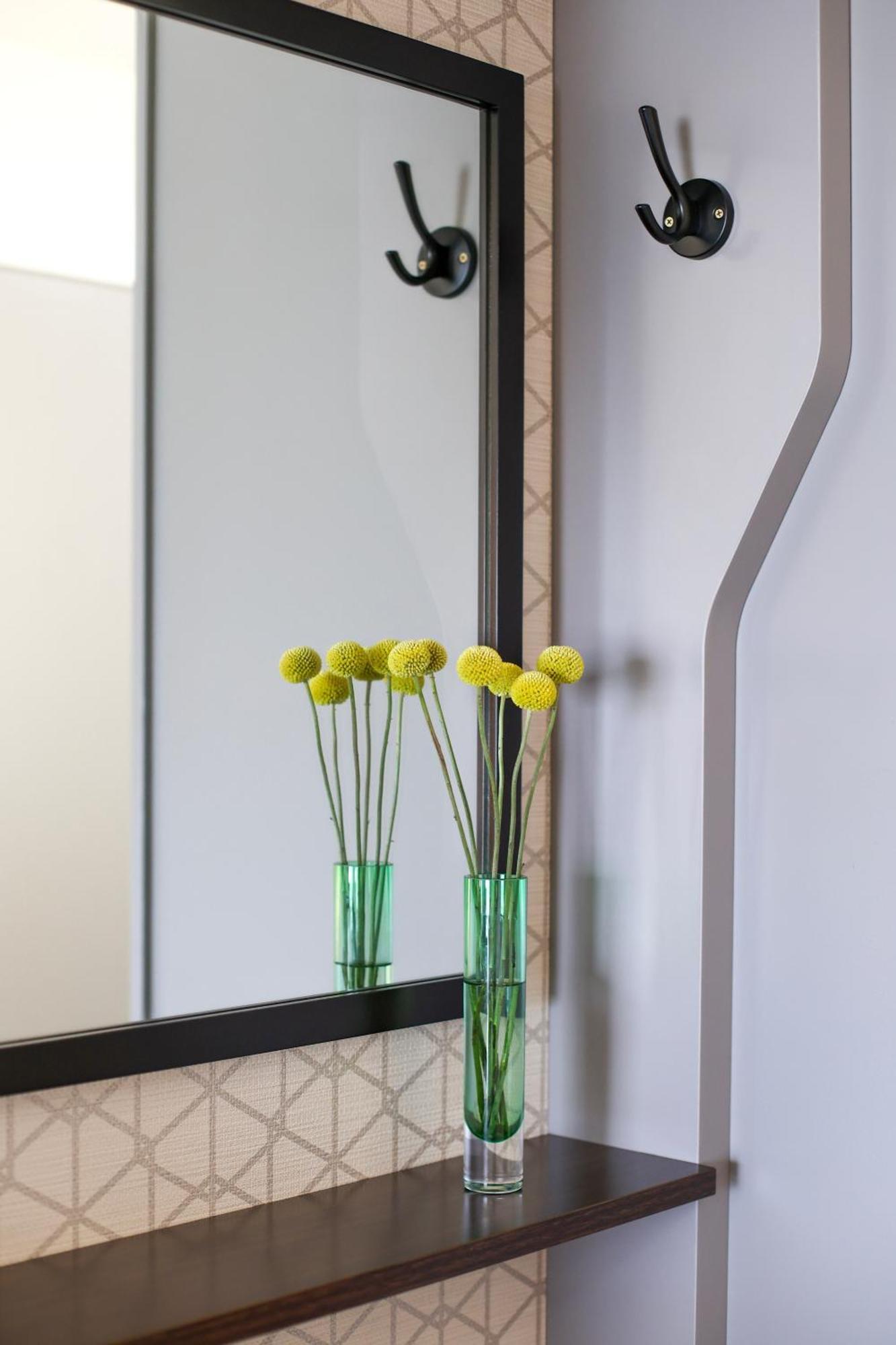 Holiday Inn Redding By Ihg Εξωτερικό φωτογραφία
